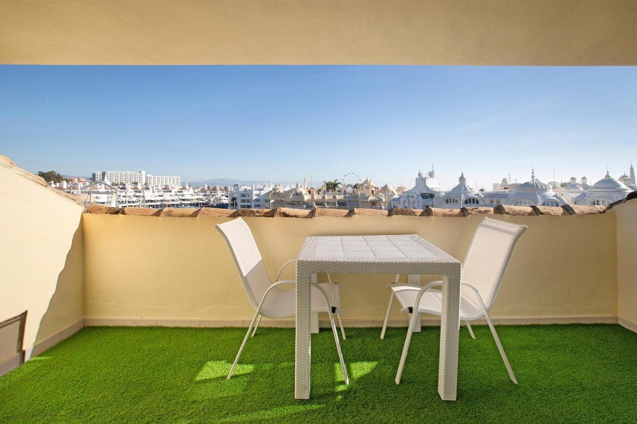 Luxury In Puerto Marina Apartment Benalmadena Exterior photo